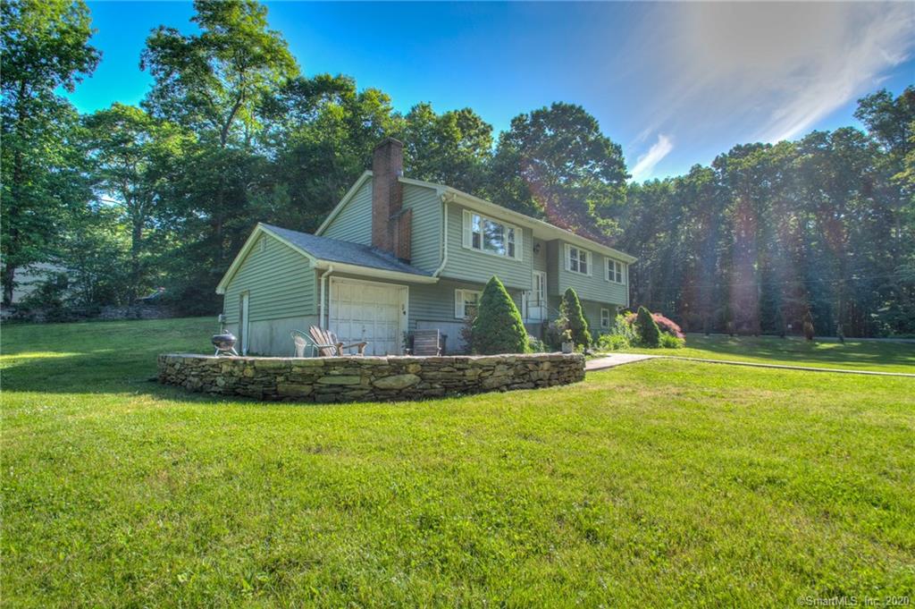 107 Ryan Terrace Lebanon CT 06249