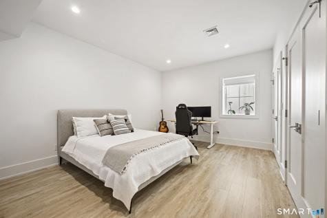 9 White Barns Lane Norwalk CT 06851