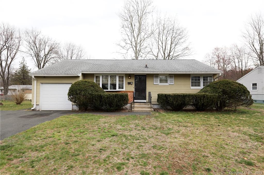 48 Jackson Road Bloomfield CT 06002