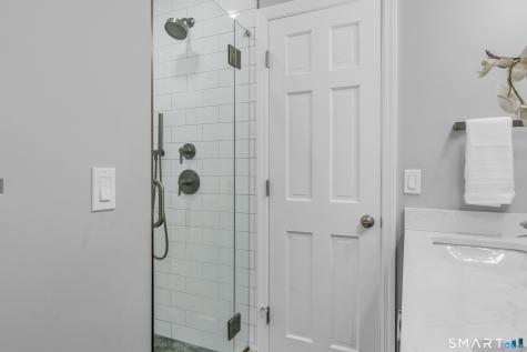 131 Seth Low Mountain Road Ridgefield CT 06877