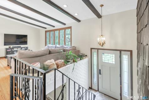 23 Leighton Court North Haven CT 06473