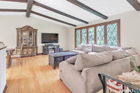 23 Leighton Court North Haven CT 06473