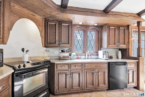 23 Leighton Court North Haven CT 06473