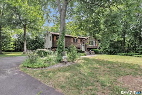 23 Leighton Court North Haven CT 06473