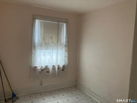 318 Willow Street Bridgeport CT 06610
