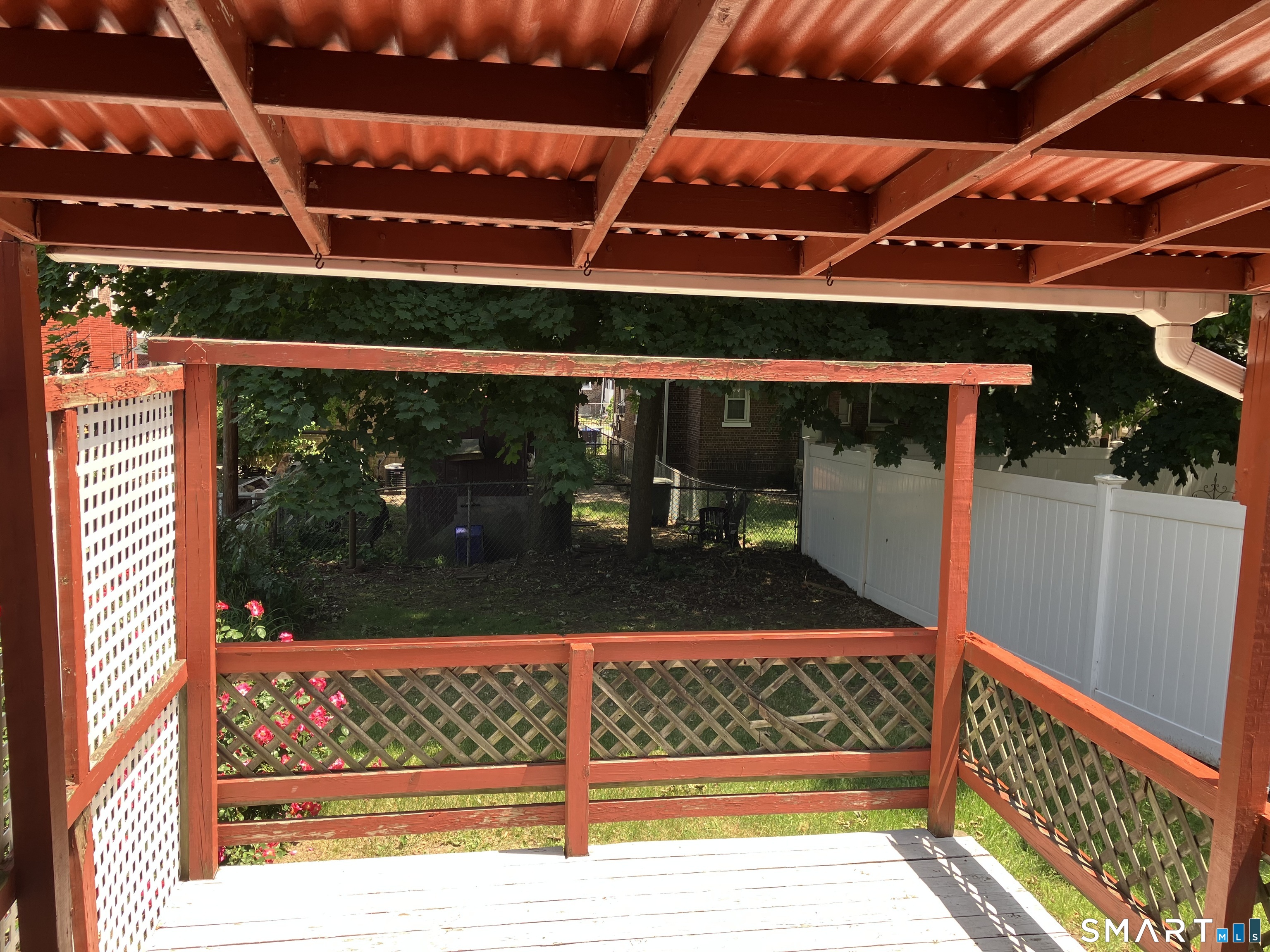318 Willow Street Bridgeport CT 06610