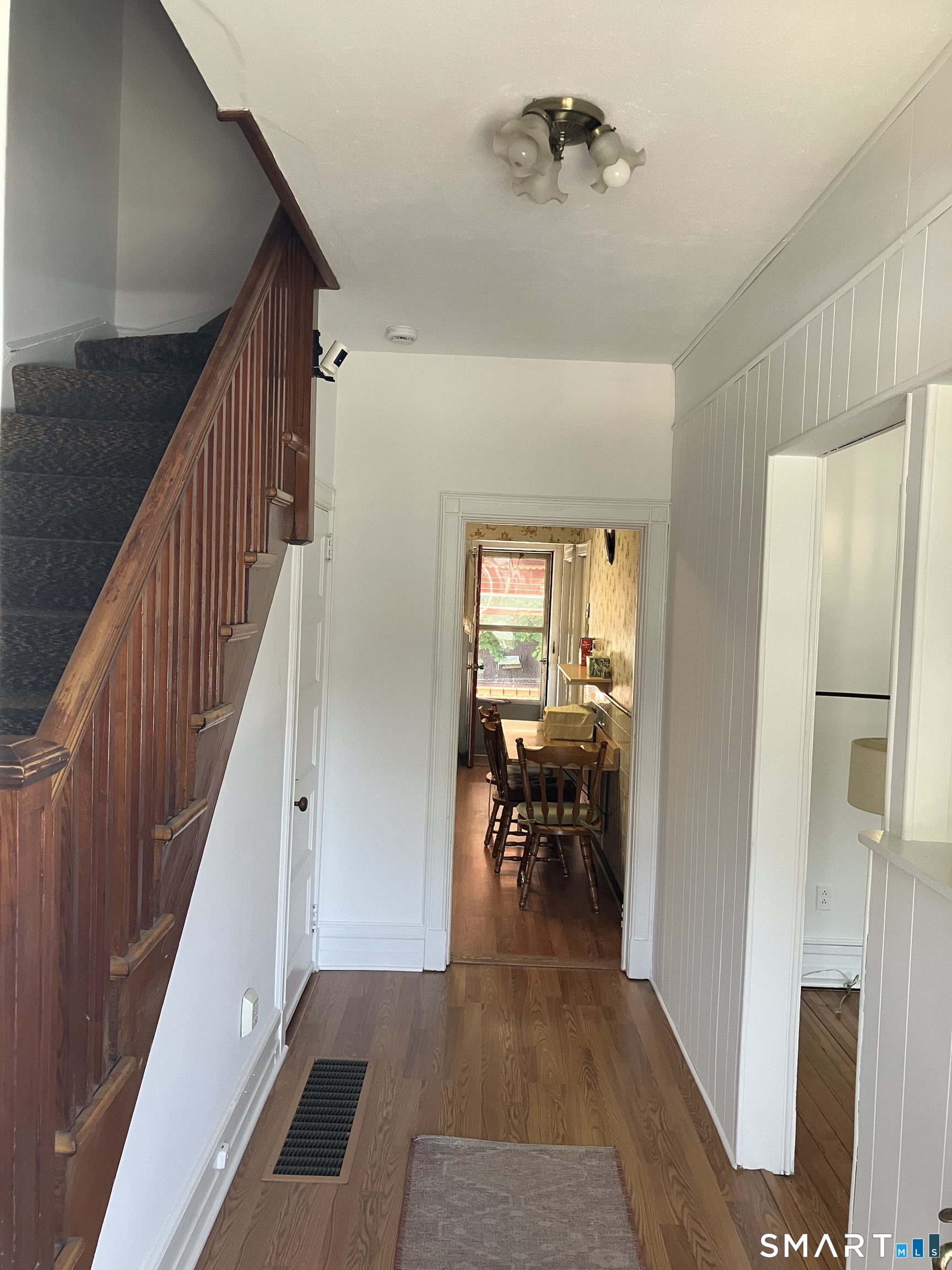318 Willow Street Bridgeport CT 06610
