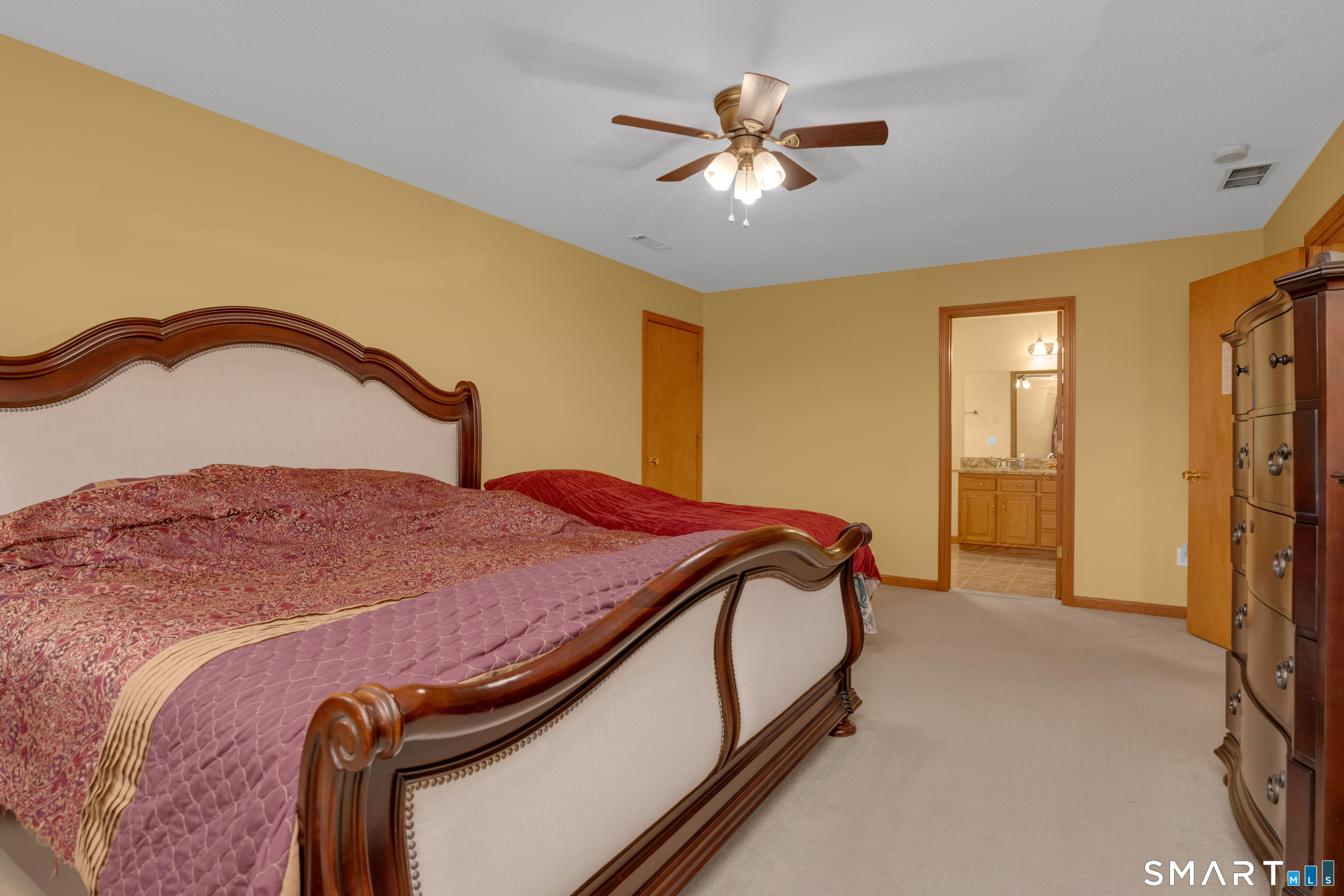 20 Elmore Way South Windsor CT 06074