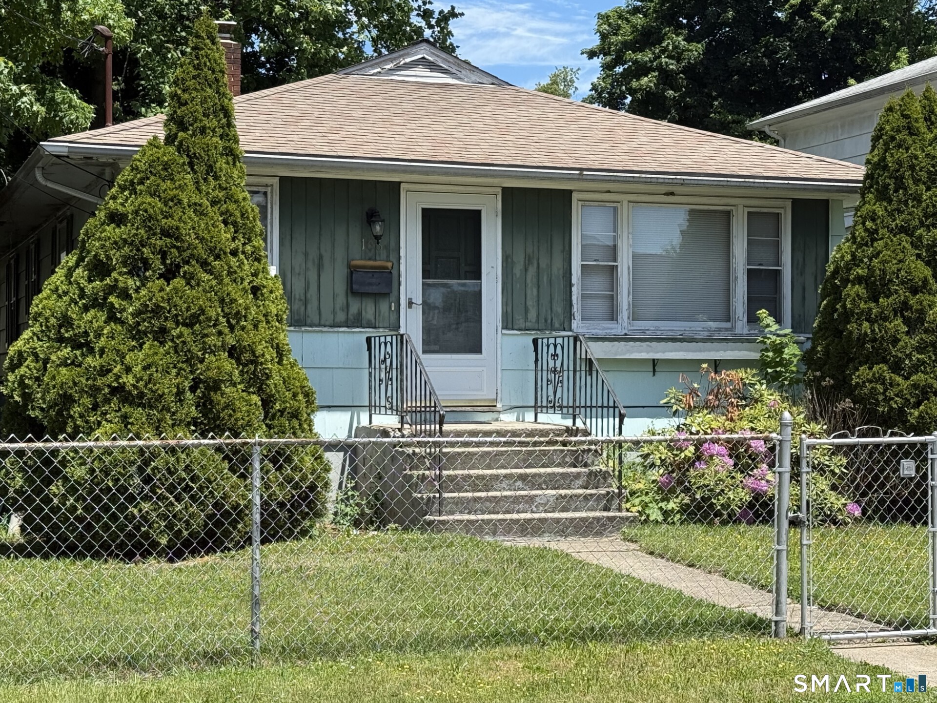 166 Marigold Avenue Bridgeport CT 06606