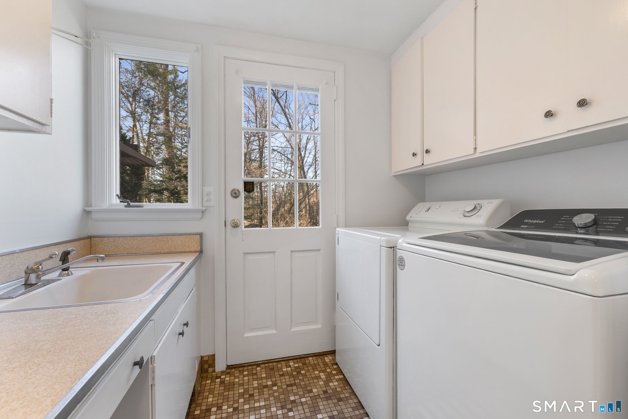53 Westmont Street West Hartford CT 06117