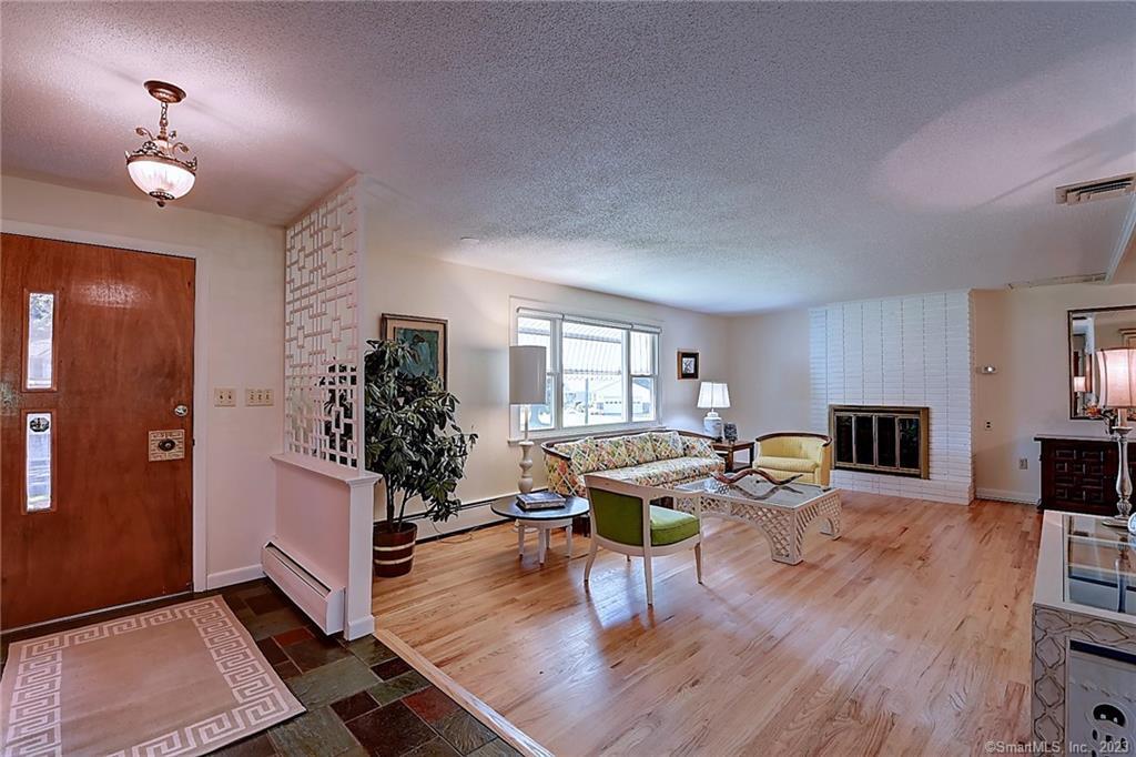 7 Cascade Road West Hartford CT 06117