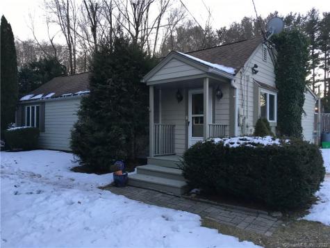11 Kay Lane Newtown CT 06470