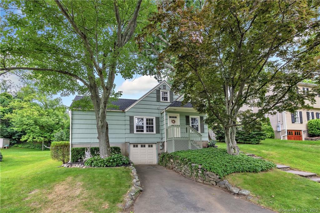 84 Wheeler Park Avenue Fairfield CT 06825