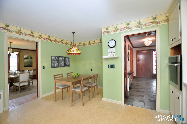 172 Hunter Drive West Hartford CT 06107