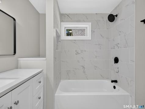 17 Ripley Place Norwich CT 06360