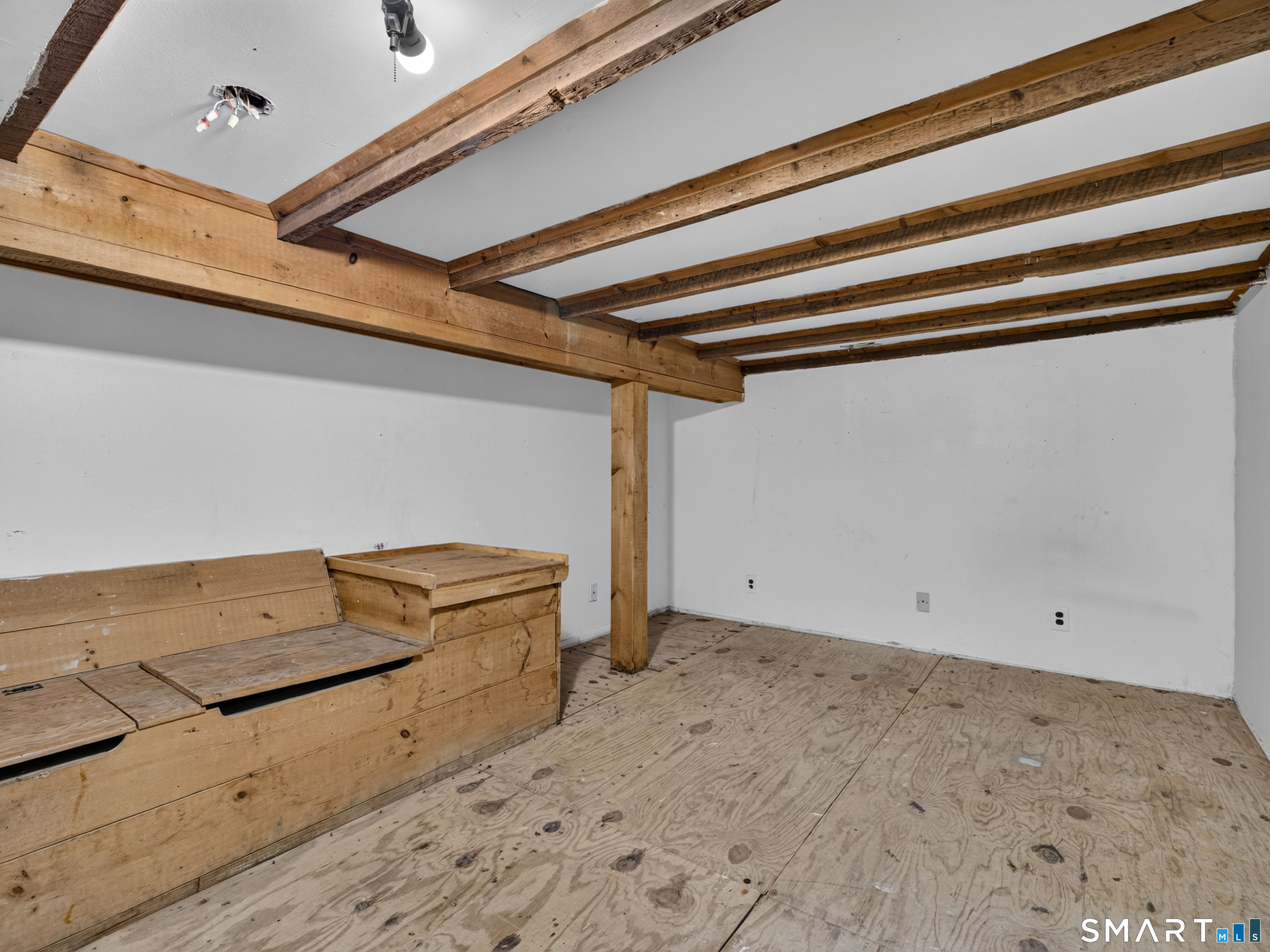 17 Ripley Place Norwich CT 06360