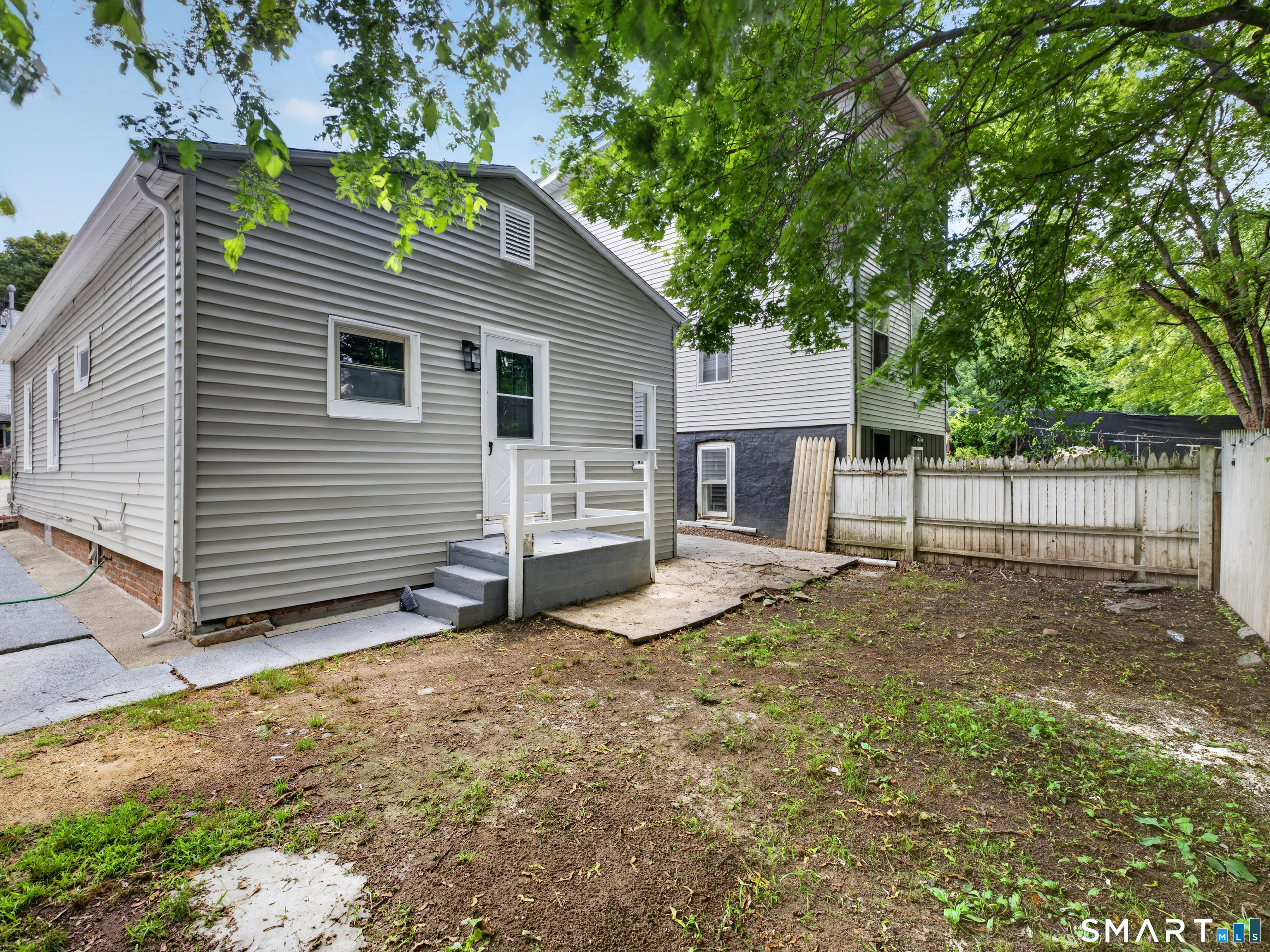 17 Ripley Place Norwich CT 06360