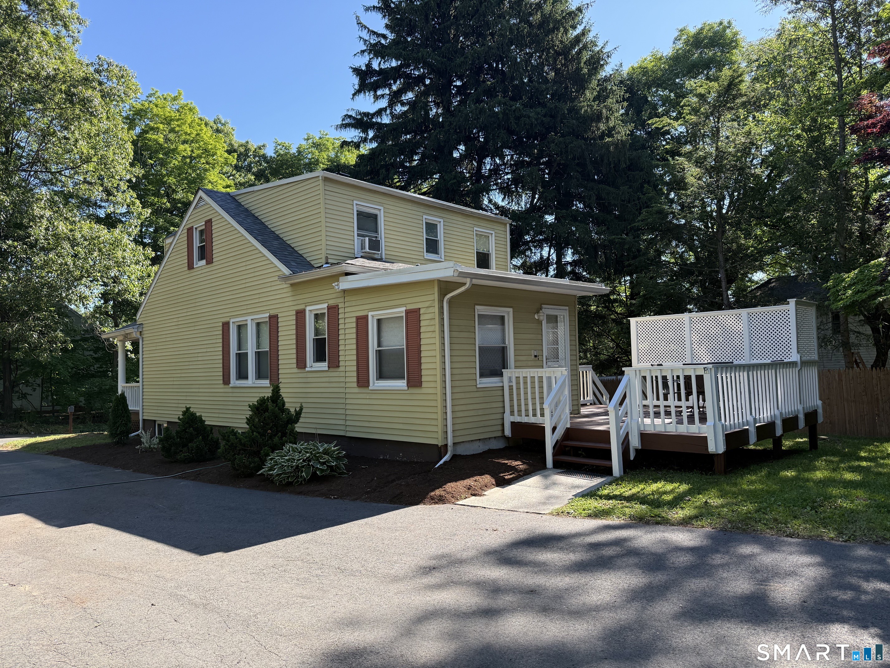 134 Forest Street Hamden CT 06518