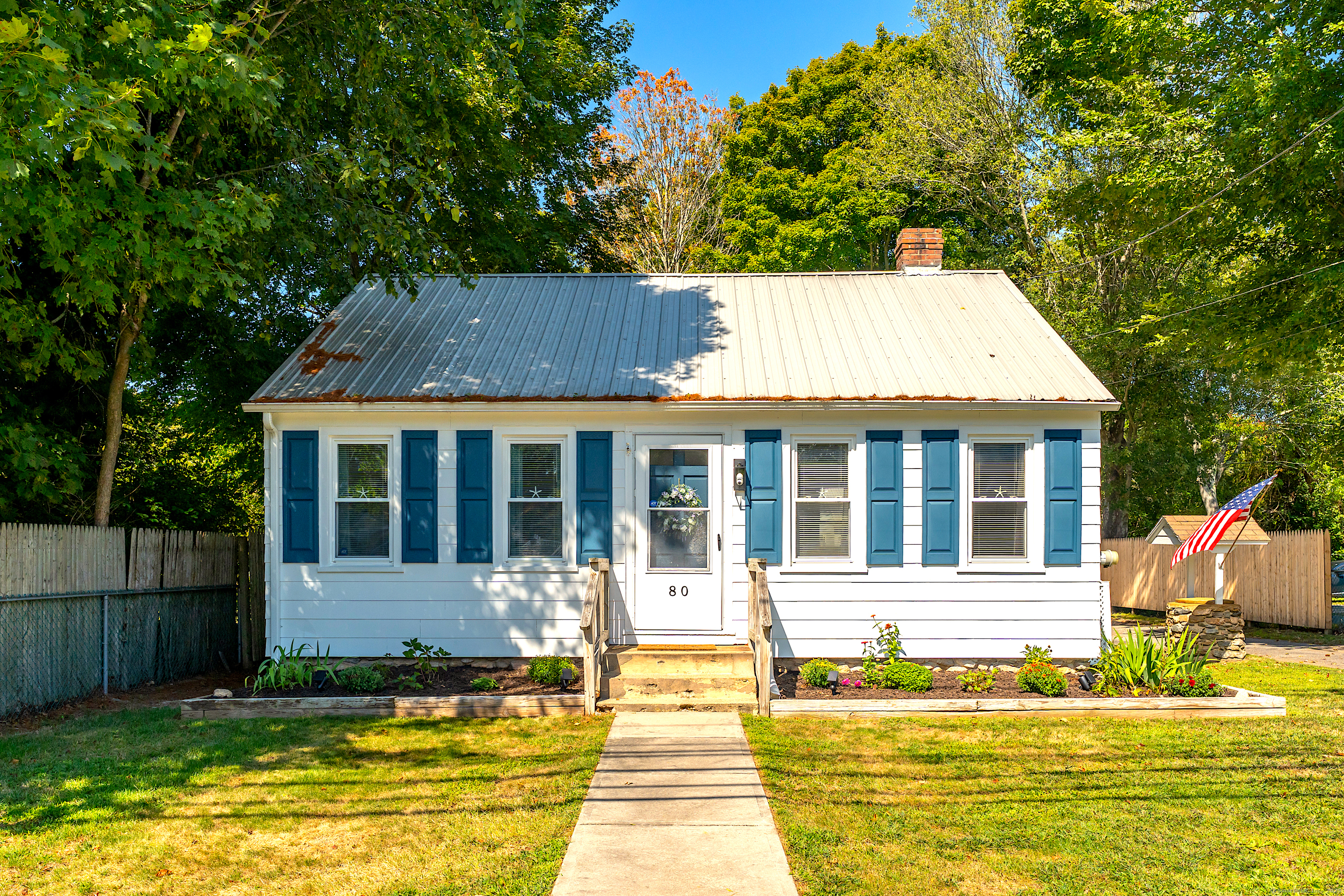 80 Boston Post Road Old Lyme CT 06371