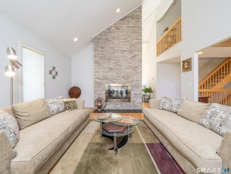 15 Black Pine Ridge Ridgefield CT 06877