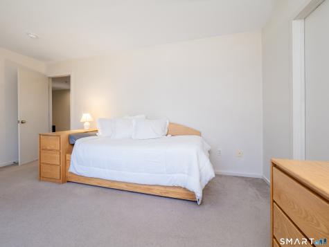 15 Black Pine Ridge Ridgefield CT 06877