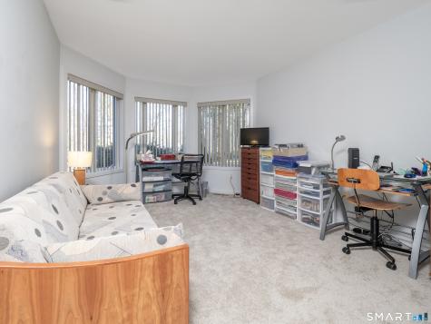 15 Black Pine Ridge Ridgefield CT 06877