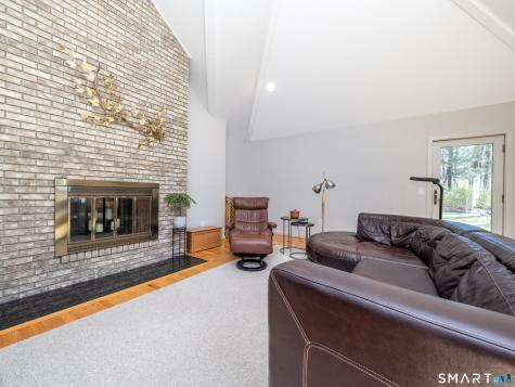 15 Black Pine Ridge Ridgefield CT 06877
