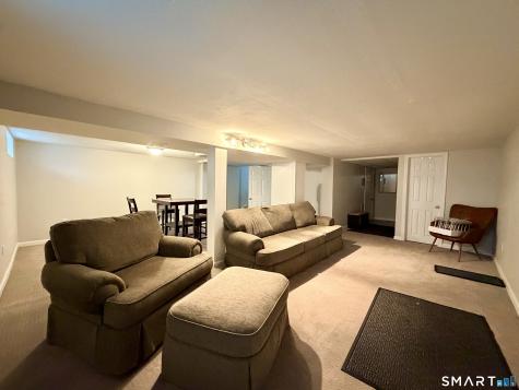 102 Jessie Drive West Haven CT 06516