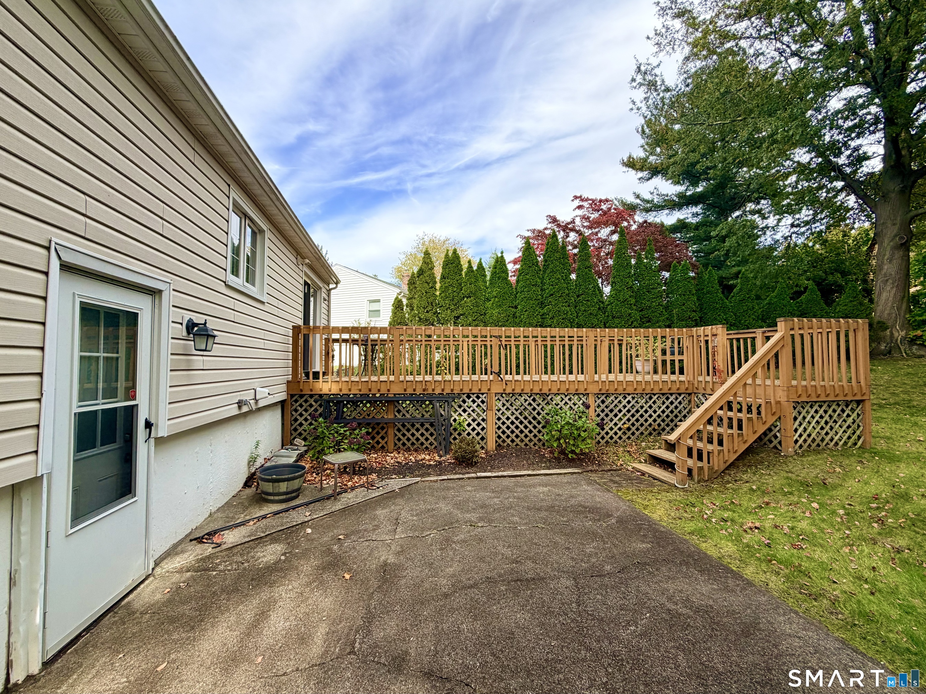 102 Jessie Drive West Haven CT 06516