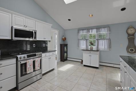 610 Niederwerfer Road South Windsor CT 06074