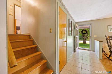 59 Surrey Drive North Haven CT 06473