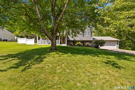59 Surrey Drive North Haven CT 06473
