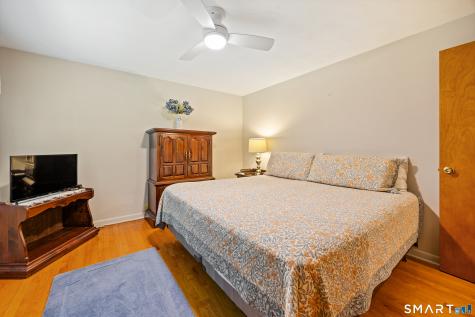 59 Surrey Drive North Haven CT 06473