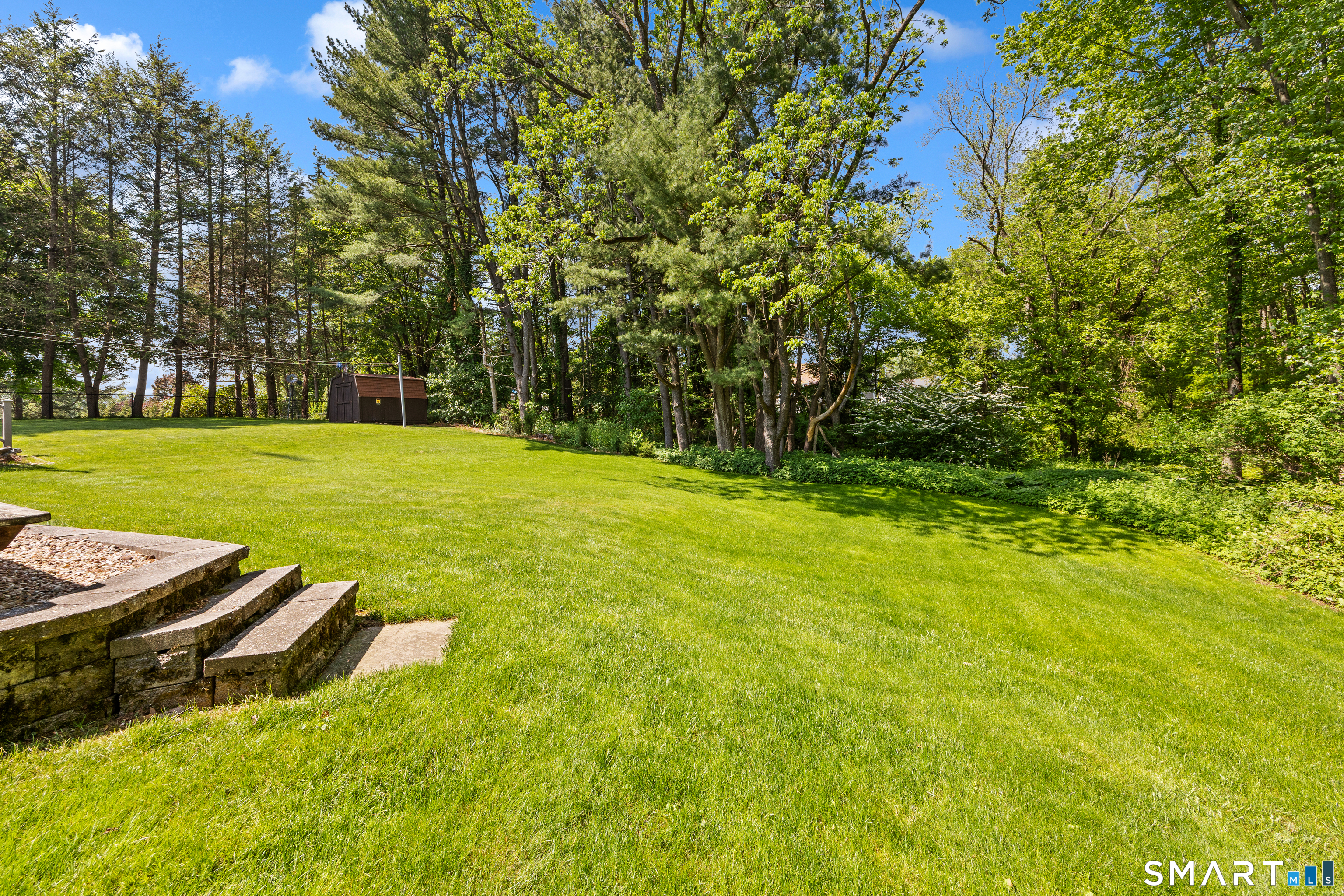 59 Surrey Drive North Haven CT 06473