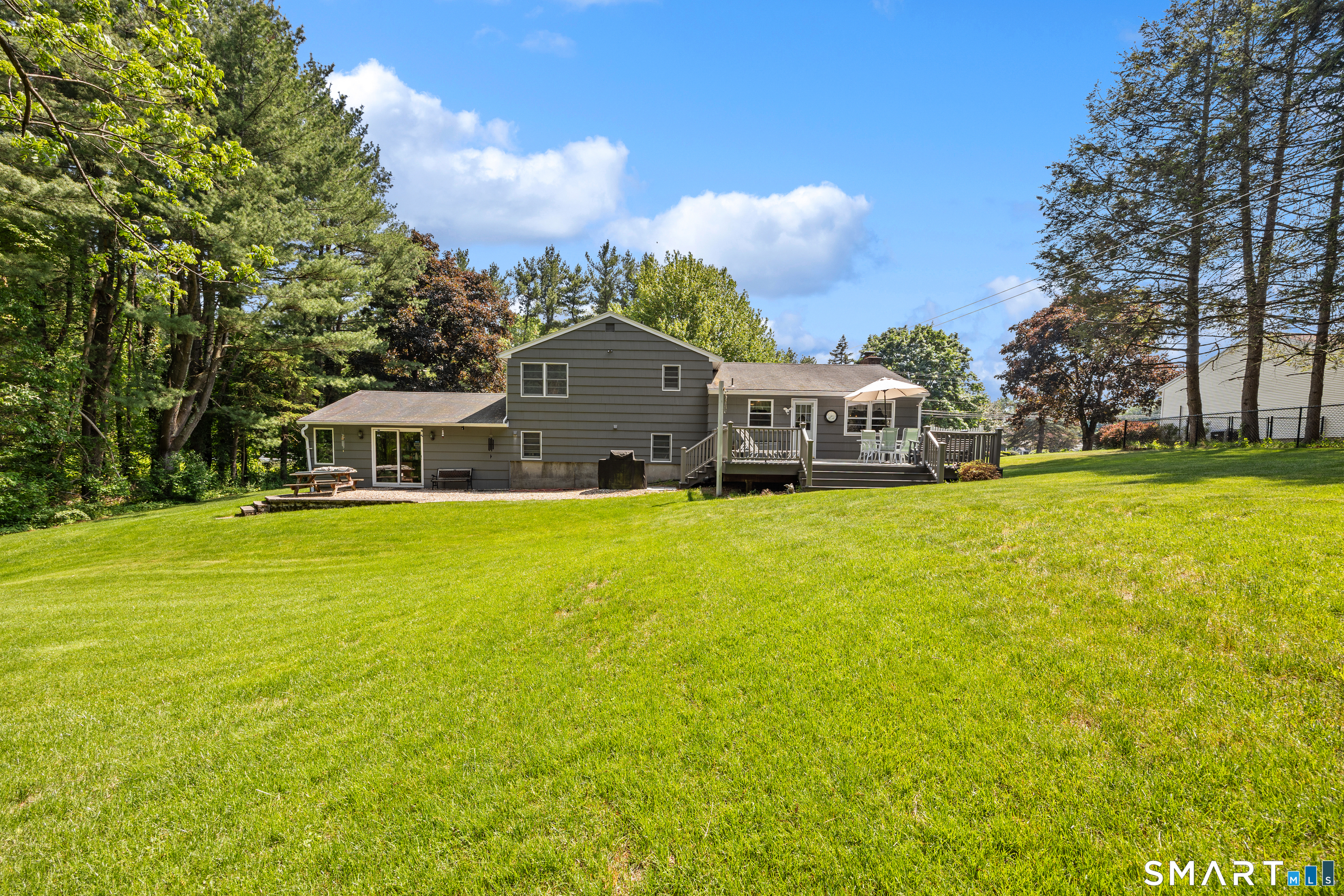 59 Surrey Drive North Haven CT 06473