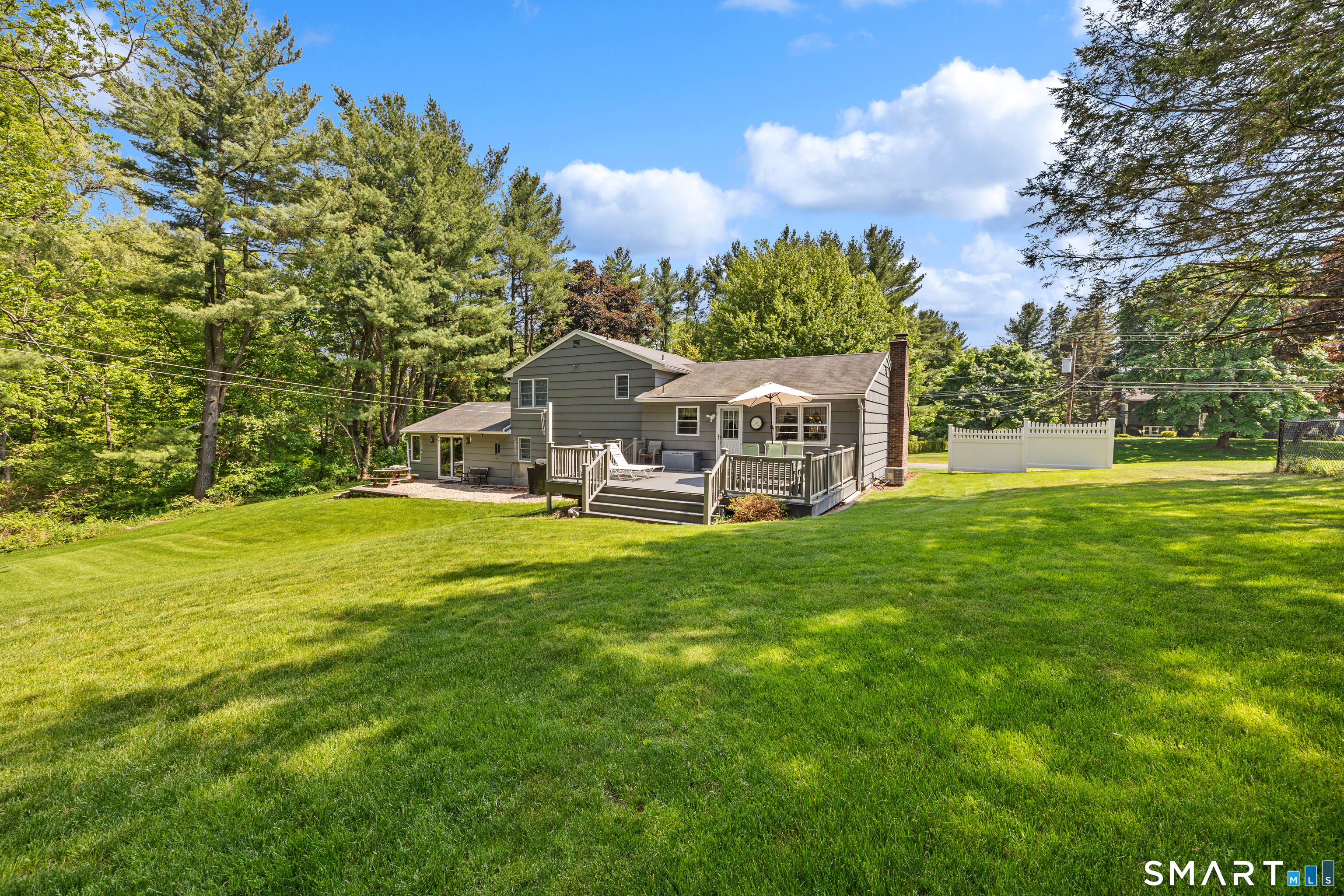 59 Surrey Drive North Haven CT 06473