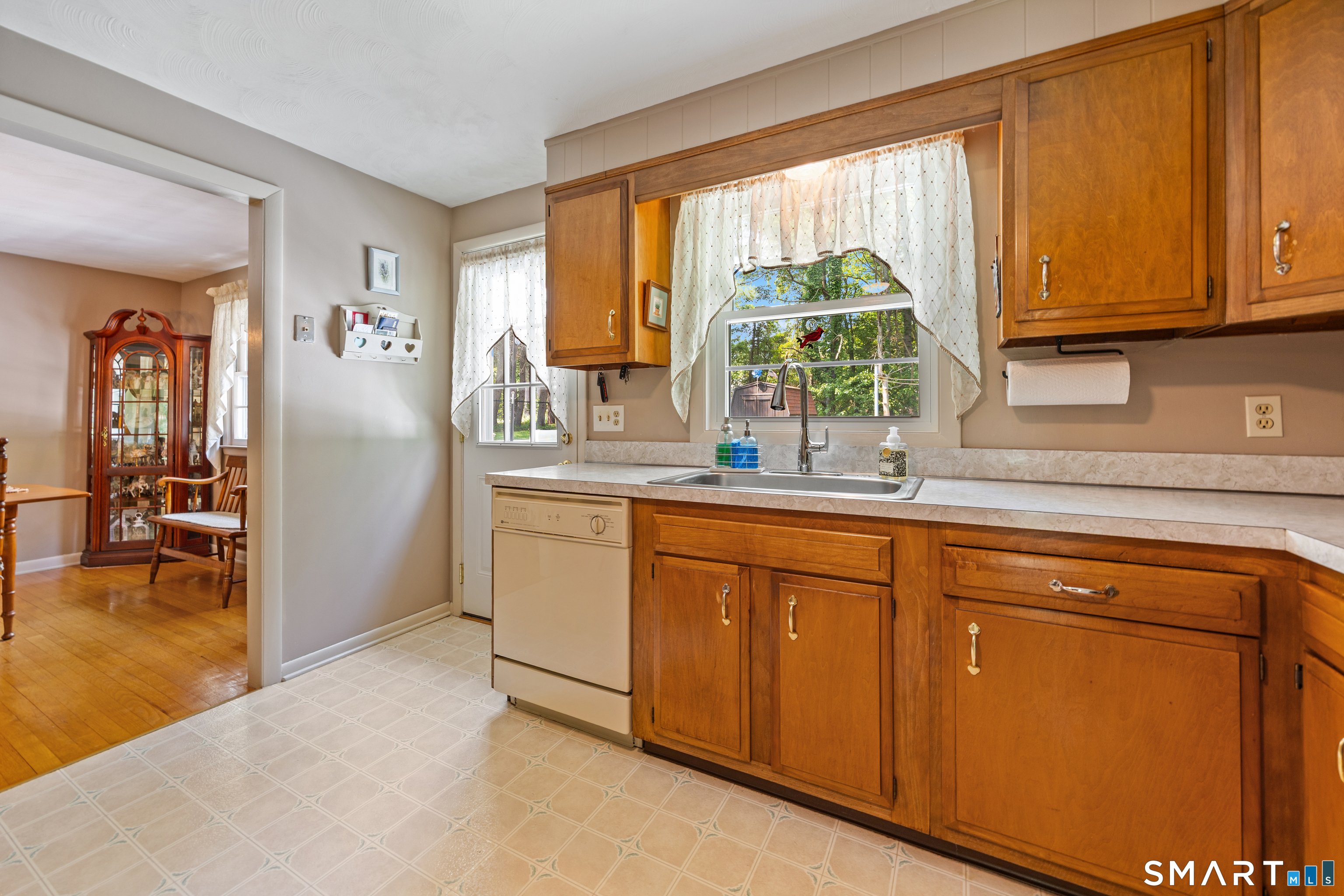 59 Surrey Drive North Haven CT 06473