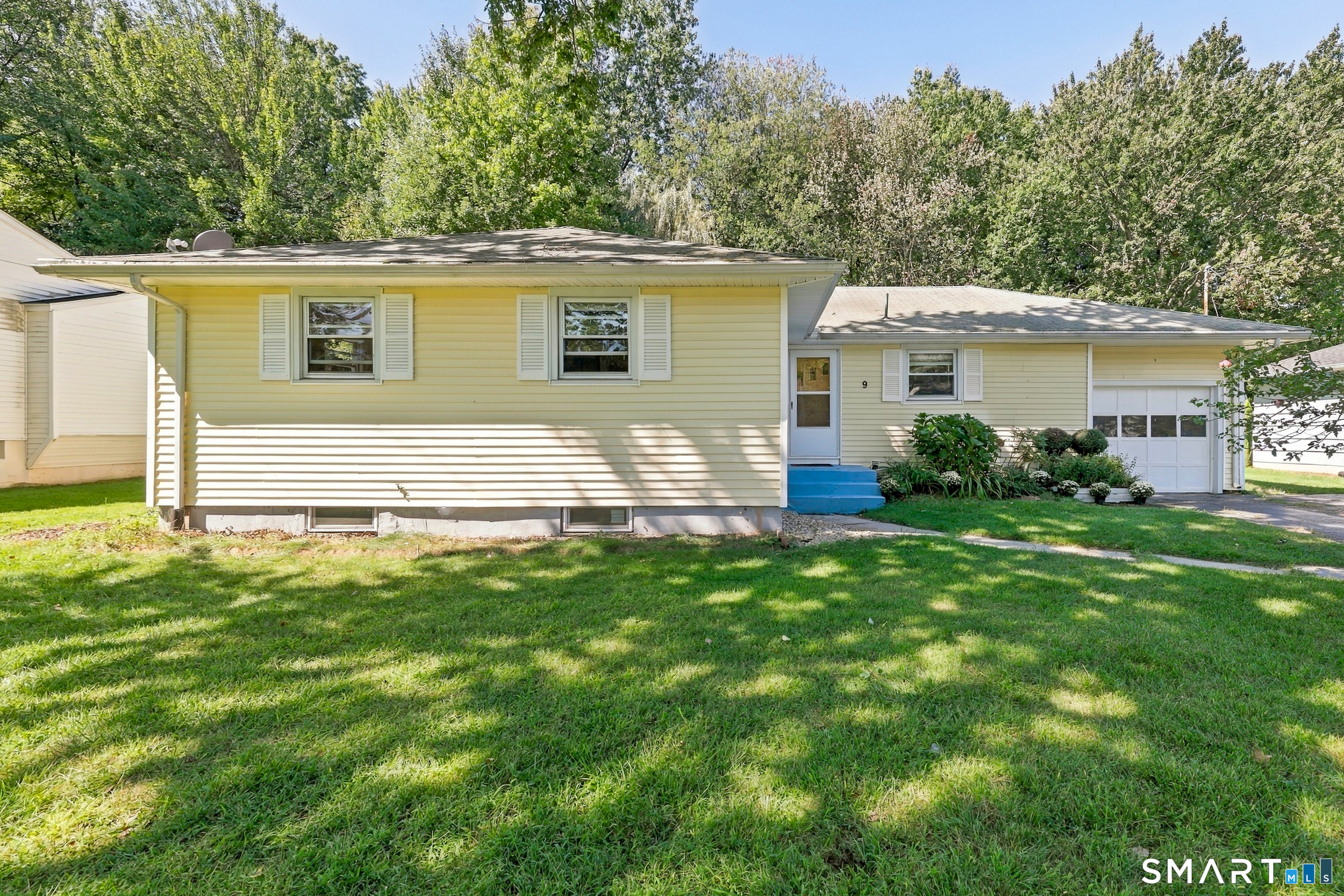 9 Alderwood Drive West Hartford CT 06117
