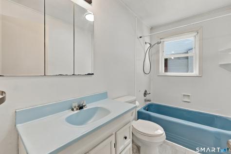 9 Alderwood Drive West Hartford CT 06117