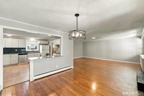9 Alderwood Drive West Hartford CT 06117