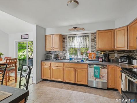 308 State Route 39 New Fairfield CT 06812