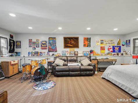 308 State Route 39 New Fairfield CT 06812