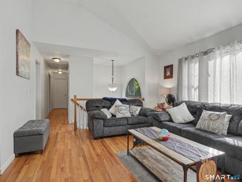 308 State Route 39 New Fairfield CT 06812