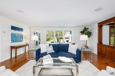10 Queens Lane Darien CT 06820