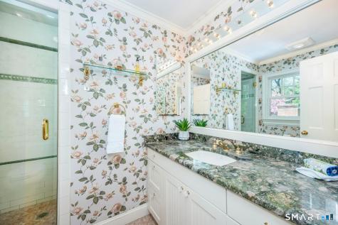 10 Queens Lane Darien CT 06820