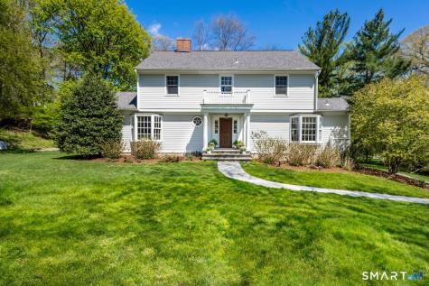 10 Queens Lane Darien CT 06820
