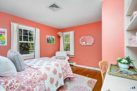 10 Queens Lane Darien CT 06820