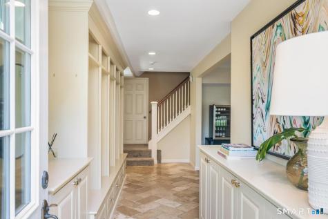 10 Queens Lane Darien CT 06820