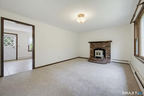 126 Baxter Street Tolland CT 06084