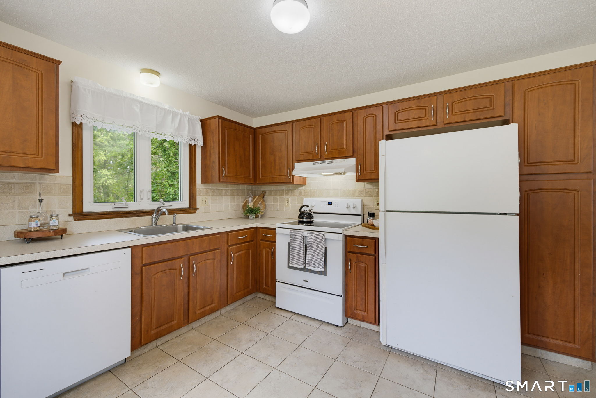 126 Baxter Street Tolland CT 06084